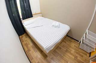 Хостел Z Hostel Иркутск Номер эконом с 2 односпальными кроватями-3